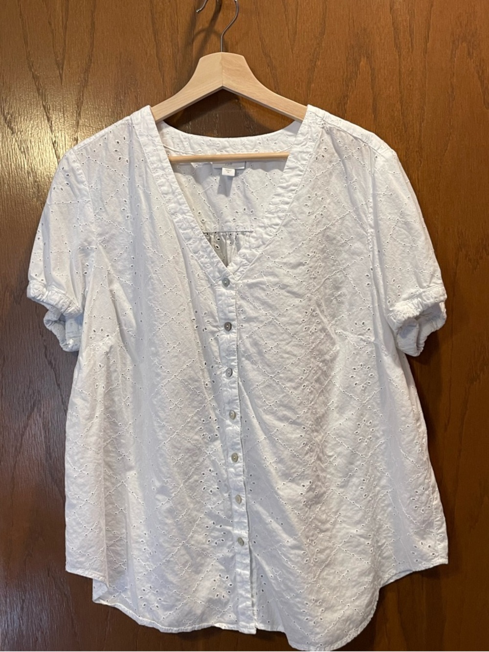 J Jill White Eyelet Button-Front Women's Top